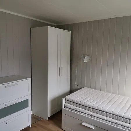 With Shared Kitchen And Bathroom Nr 3 Accommodatie bij particulieren