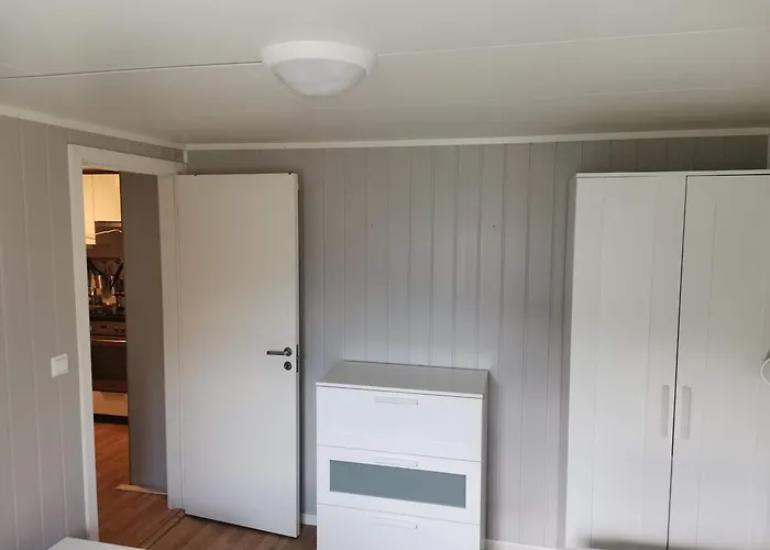 With Shared Kitchen And Bathroom Nr 3 *