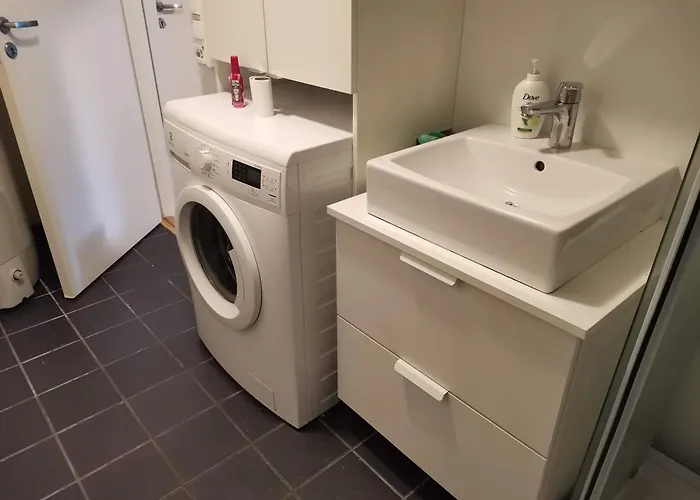 With Shared Kitchen And Bathroom Nr 3 *